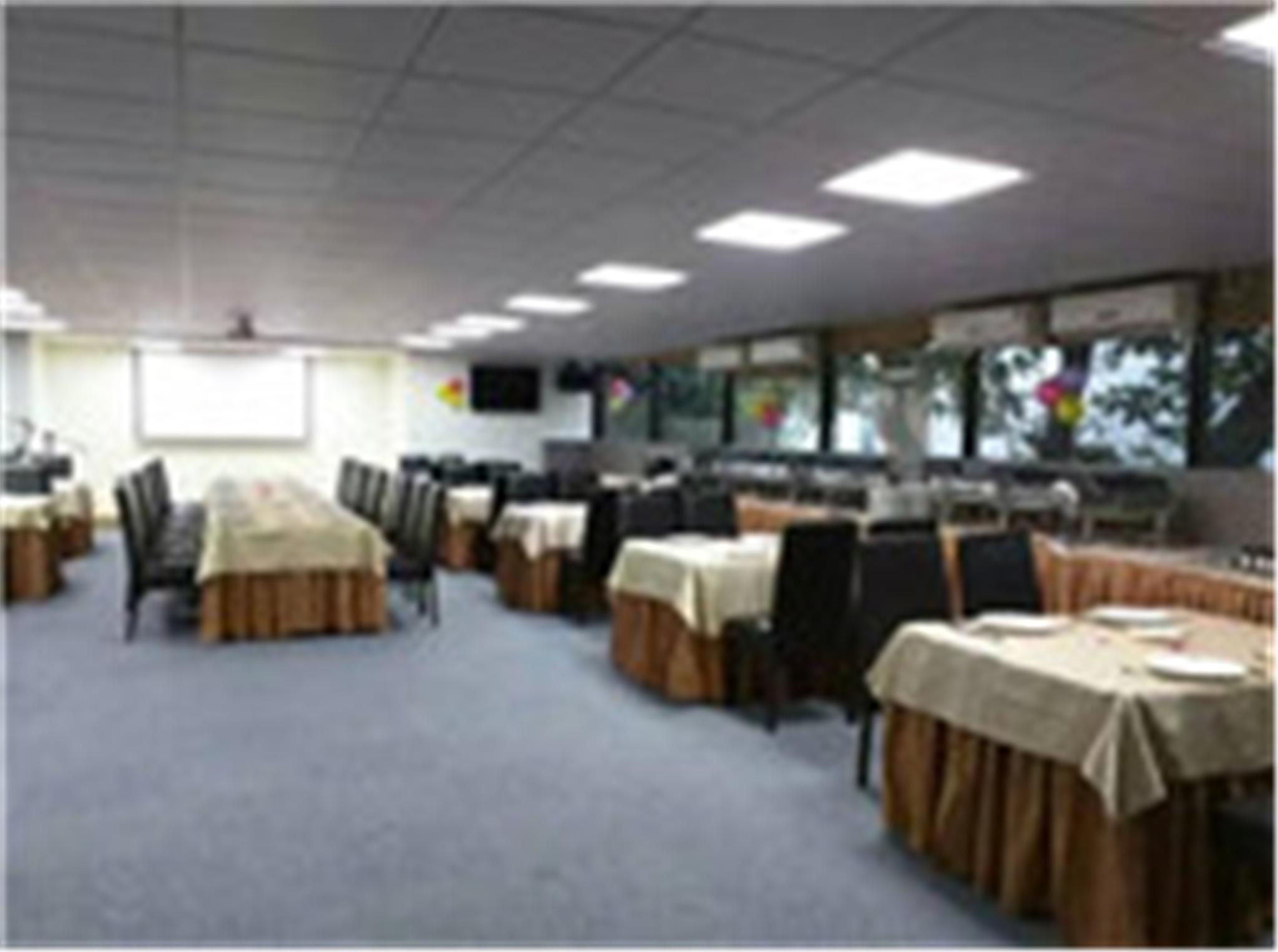 Royal Garden Hotel Guangzhou Dış mekan fotoğraf