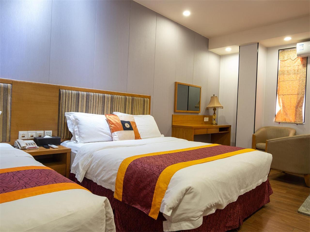 Royal Garden Hotel Guangzhou Dış mekan fotoğraf
