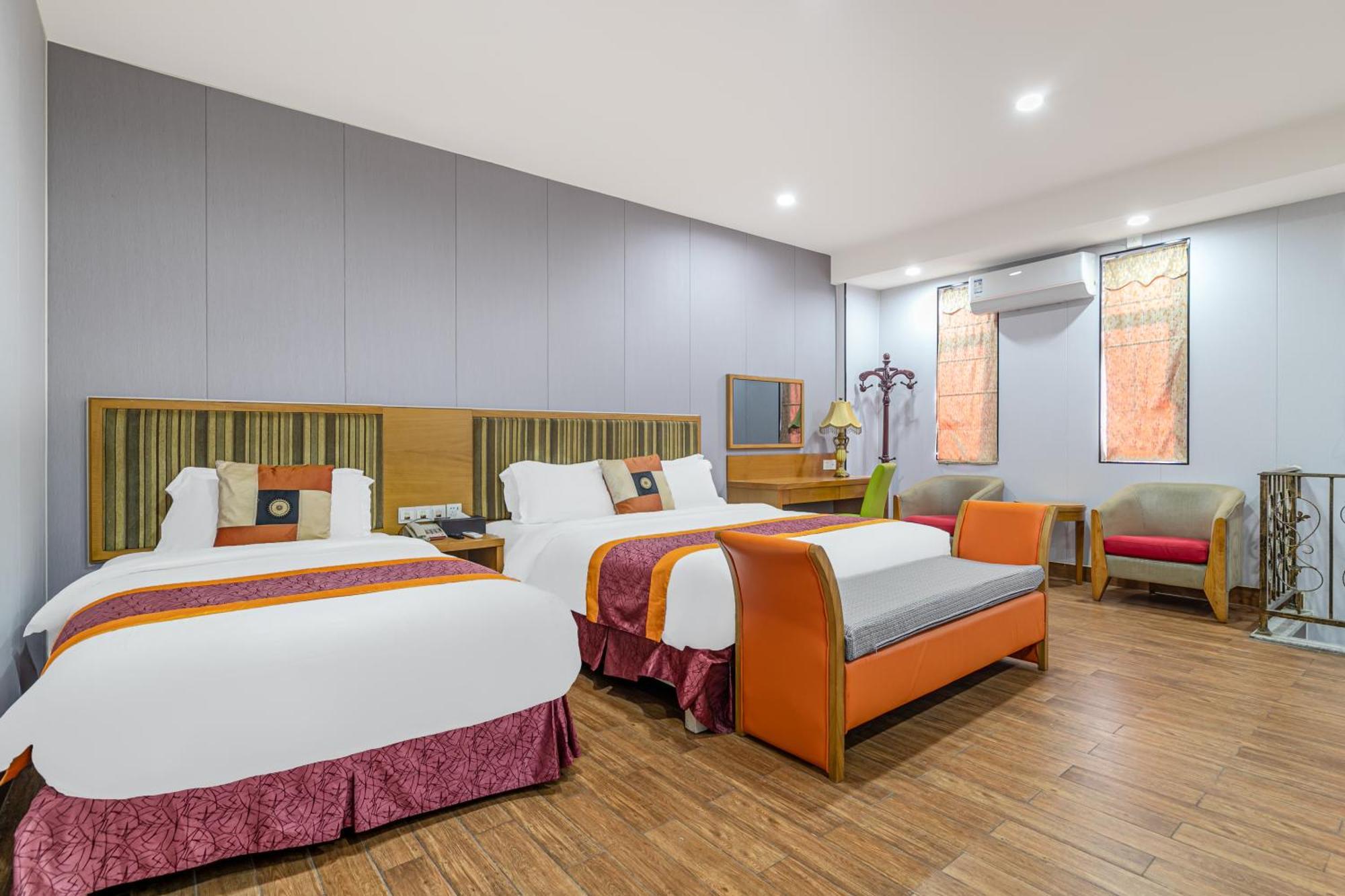 Royal Garden Hotel Guangzhou Dış mekan fotoğraf