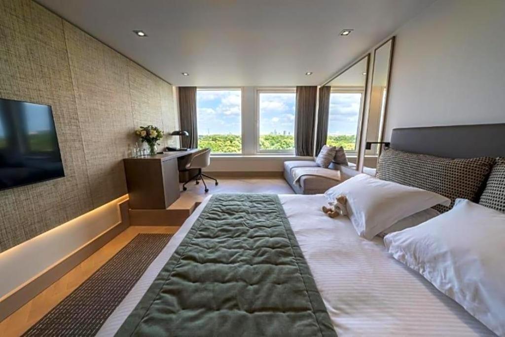 Royal Garden Hotel Guangzhou Dış mekan fotoğraf